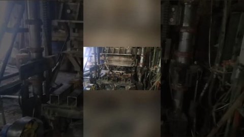 Синхронизация движения гидроцилиндров матрицы вибропресса при помощи двух насосов НШ-32