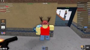 NIKILIS KICKS OUT TEAMERS FROM ROBLOX MM2