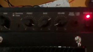 Демонстрация комбоусилителя VOX Pathfinder 10