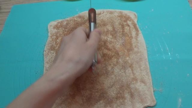 Печенье "Ушки" с корицей и сахаром.  Выпечка из слоеного теста.Biscuits "Ears" of cinnamon and suga