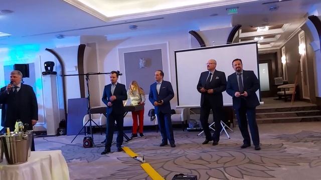 День рождение друга (1) смотреть онлайн