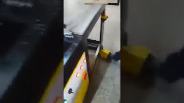 машина за пробиване на отвори за минификс и панти от Джесур Груп смотреть онлайн