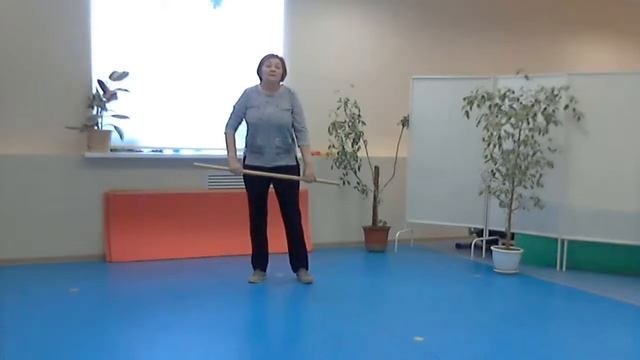 Лечебная физкультура для позвоночника с гимнастической палкой