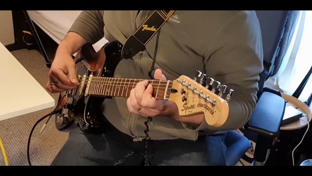 Ibanez Tube Screamer Mini versus Joyo Vintage Overdrive shootout смотреть онлайн