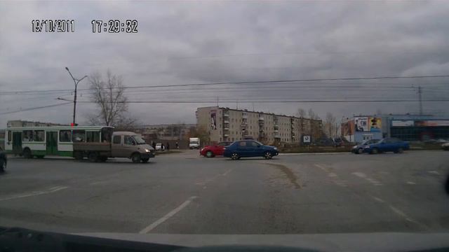 Вот для чего пешеходный светофор на Щербакова.mov смотреть онлайн