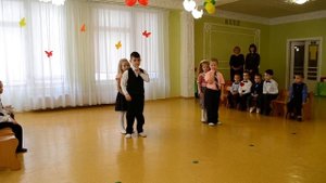 Танец Мама я женюсь на утреннике 8 Марта в детском саду Разновозрастная группа