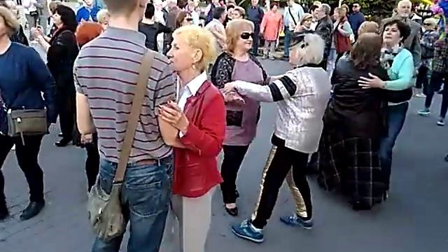 15.04.18 - Танцы на Приморском бульваре - Севастополь - Сергей Соков смотреть онлайн