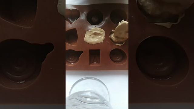 Делаю конфетки из мела и глины, #хруст, #асмр, #asmr #природныймел #пищевоймел