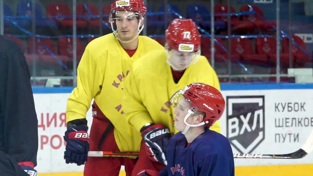 С днём матери! #ХоккейДляМамы смотреть онлайн