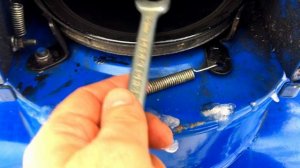 Замена ремня шнека на снегоуборщике PS550D.