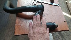 наглядно показую как подбирать и где устанавливать штуцер для лучшей циркуляции антифриза в печке.