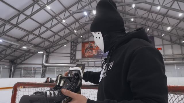 Купил новые коньки. Первый взгляд на CCM AS-V PRO. смотреть онлайн