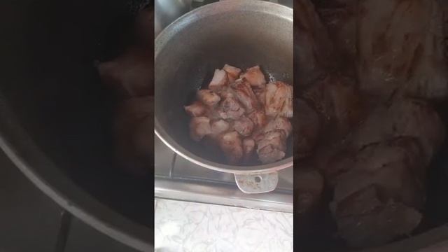 Плов из булгура с ребрами и свининой смотреть онлайн