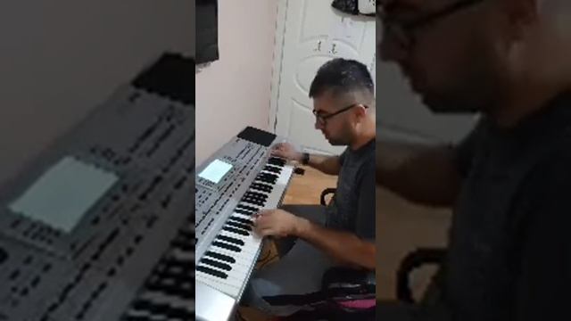 KORG PA 80. EZEL PLUS KARMA SET 4 TELLİ TANITIM смотреть онлайн