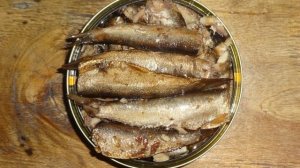 Салат со шпротами