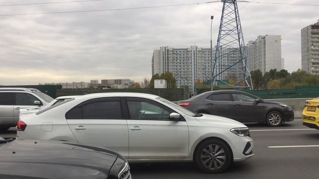 Поездка на электробусе 536 от метро ВДНХ до Метро Медведково и до Метро ВДНХ смотреть онлайн