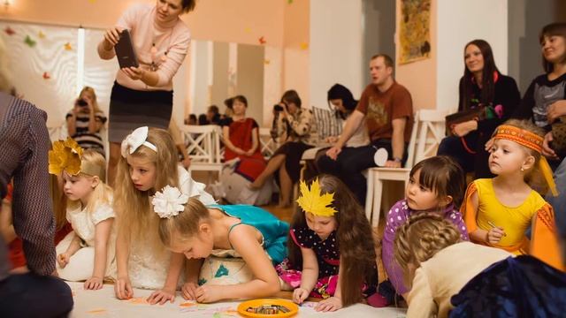 Осенний бал, АРТ - Студия Улица Искусств смотреть онлайн