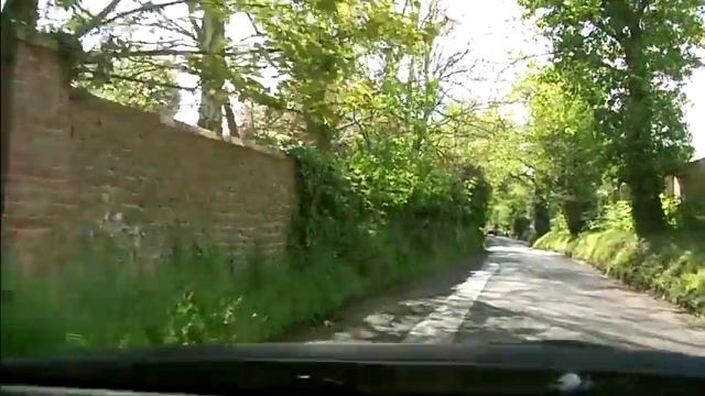 Просто старинные дома в старинных поселках Англии.