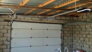 Секционные гаражные ворота Алютех Престиж с автоматикой Alutech LG-800 в с. Каясула Ставрополье