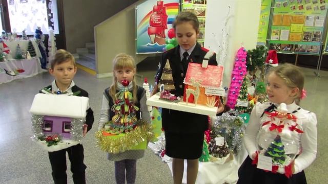 В 9 школе открылась мастерская Деда Мороза смотреть онлайн