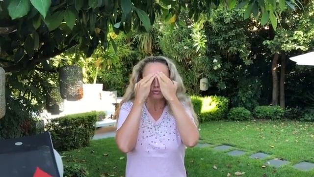 Как избавиться от морщин на лбу. Упражнения от Melannett смотреть онлайн