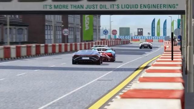 Bugatti Chiron Pur Sport vs Bugatti Divo vs Bugatti Centodieci vs Bugatti La Voiture at Highlands смотреть онлайн