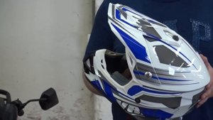 Зачем кроссовый шлем? Обзор шлема Vega VRX Solid