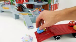 Disney Motors and Shopkins Cars play on our Giant Tomica Tracks!