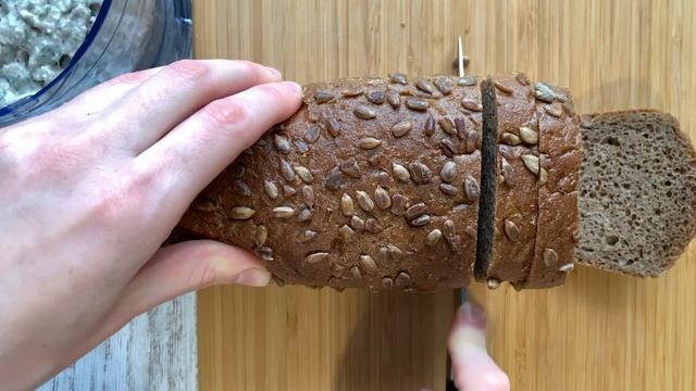 Два рецепта бутерброда с селедкой! Куда проще? смотреть онлайн