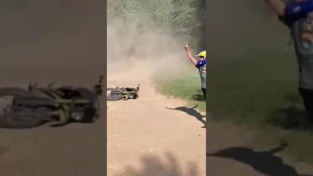 живой) #мотоцикл #покатушки #stunt #dirtbike #funny