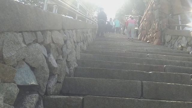 Лестница здоровья! Подъем на плотину МЕДЕО! Отдых в горах! город Алматы! 9 апреля! смотреть онлайн