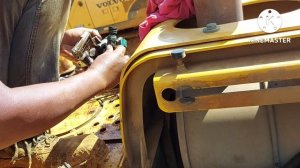 #fault code 128 sid 42 5 #replace fuel regulator #volvo ec210