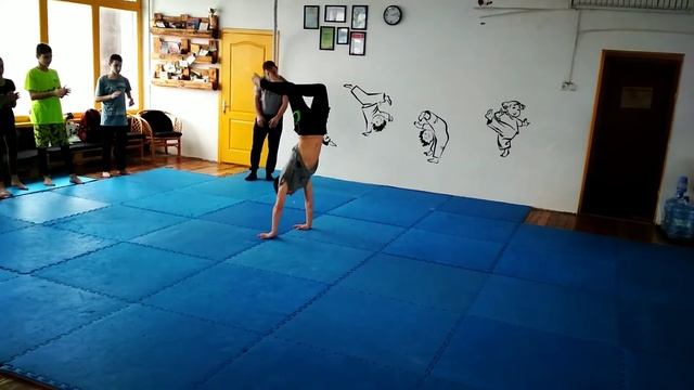 Капоэйра шоу за 30 минут | Батл смотреть онлайн