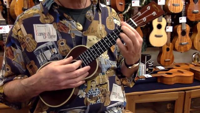 "Goofus" on 1960's Vintage Martin 3M Mahogany Soprano #3461 @ Ukulele Mania, Tokyo смотреть онлайн