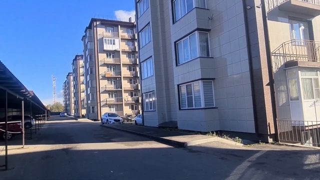 Дорога Ильич - Ессентуки. В Ессентуках: жилой комплекс "Кленовая роща", санаторий "Виктория" смотреть онлайн