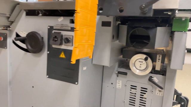 Fender CF 531 смотреть онлайн