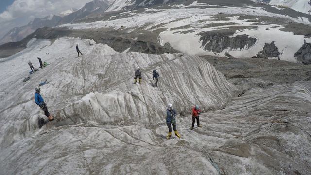 Восхождение пик Ленина 7134 м (2019 г) смотреть онлайн