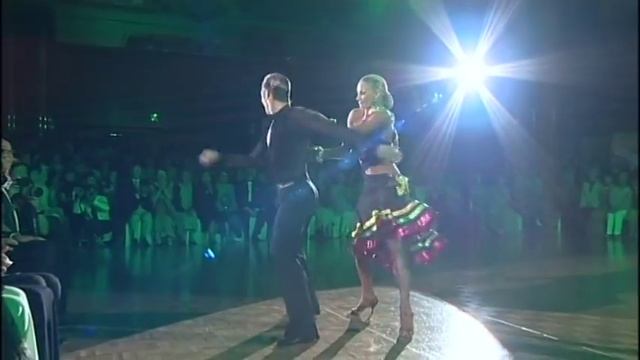 Riccardo Cocchi & Yulia Zagoruychenko - Samba (WSSDF2012) смотреть онлайн