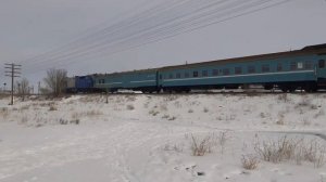 ТЭП33А-0024, пассажирский поезд №352 сообщением "Алматы-Ускемен" Ст.Аягоз