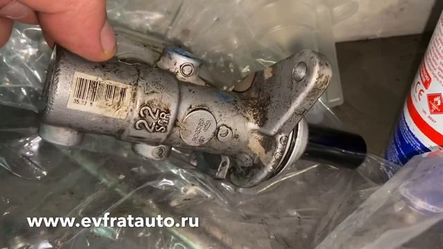 Lexus RX / Toyota Harrier уходит тормозная жидкость , исчезает бесследно? смотреть онлайн