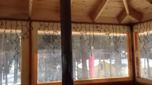 Зимняя закрытая беседка на даче смотреть онлайн