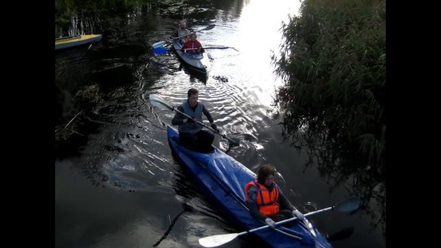 Некоторые люди рождены , чтобы сидеть у реки.. смотреть онлайн