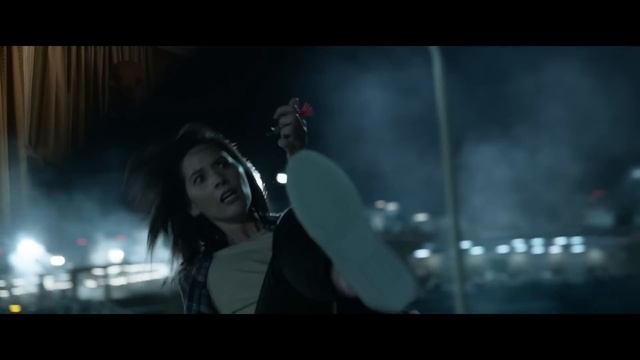 ? ТРЕШ ОБЗОР ХИЩНИК (2018)  ? ( ХУЖЕ ДОБЫЧИ?!) #трешобзор