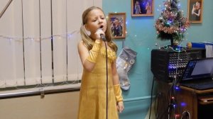 Милана Агрова поздравляет с наступающим Новым годом, песня Александра Ермолова - Я мечтаю о чуде