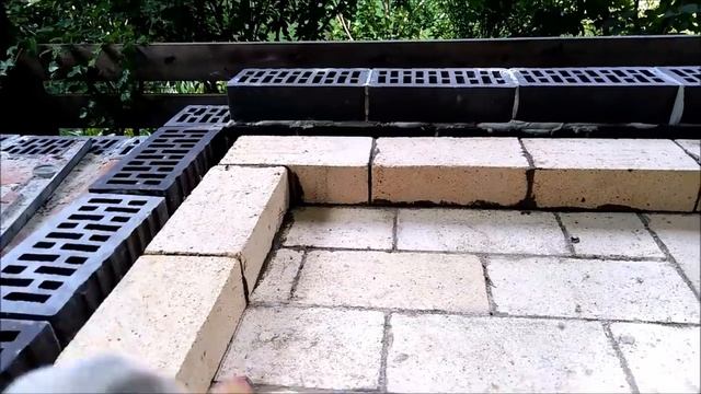 Кирпичный угловой мангал своими руками, подробная порядовка