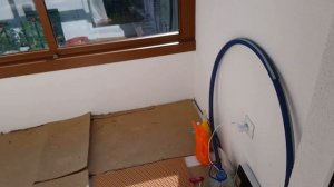 Рабочие будни мастера на час. Навеска гардины на балконе и монтаж полок в прихожей.