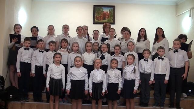 Сводный хор ДШИ г.Багратионовска - муз. Е.Израновой, стихи А.Молчанова "Каменный цветок"