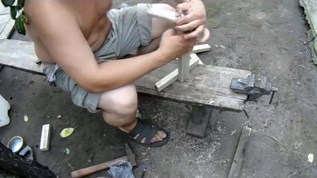 Простая самодельная поилка для утят, гусят, цыплят