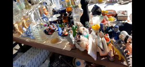 ПОИСКИ КЛАДА НА БАРАХОЛКЕ В НОВОПОДРЕЗКОВО 
ВИНТАЖНЫЕ ПРЕДМЕТЫ ФАРФОР, ХРУСТАЛЬ, СТЕКЛО