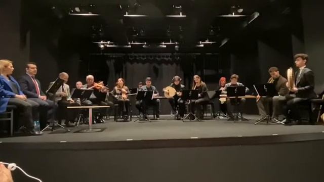 CUMHURBAŞKANLIĞI KLASİK TÜRK MÜZİĞİ KOROSU HİCAZKAR FASLI смотреть онлайн